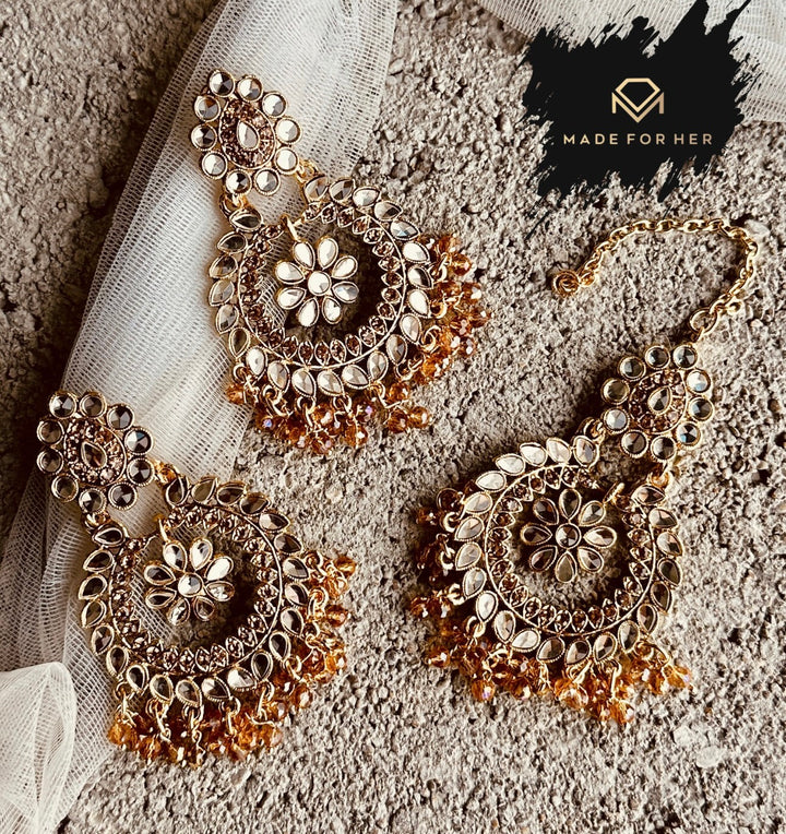 Noor-e-Nazakat - Earrings & Tikka - KWA1003