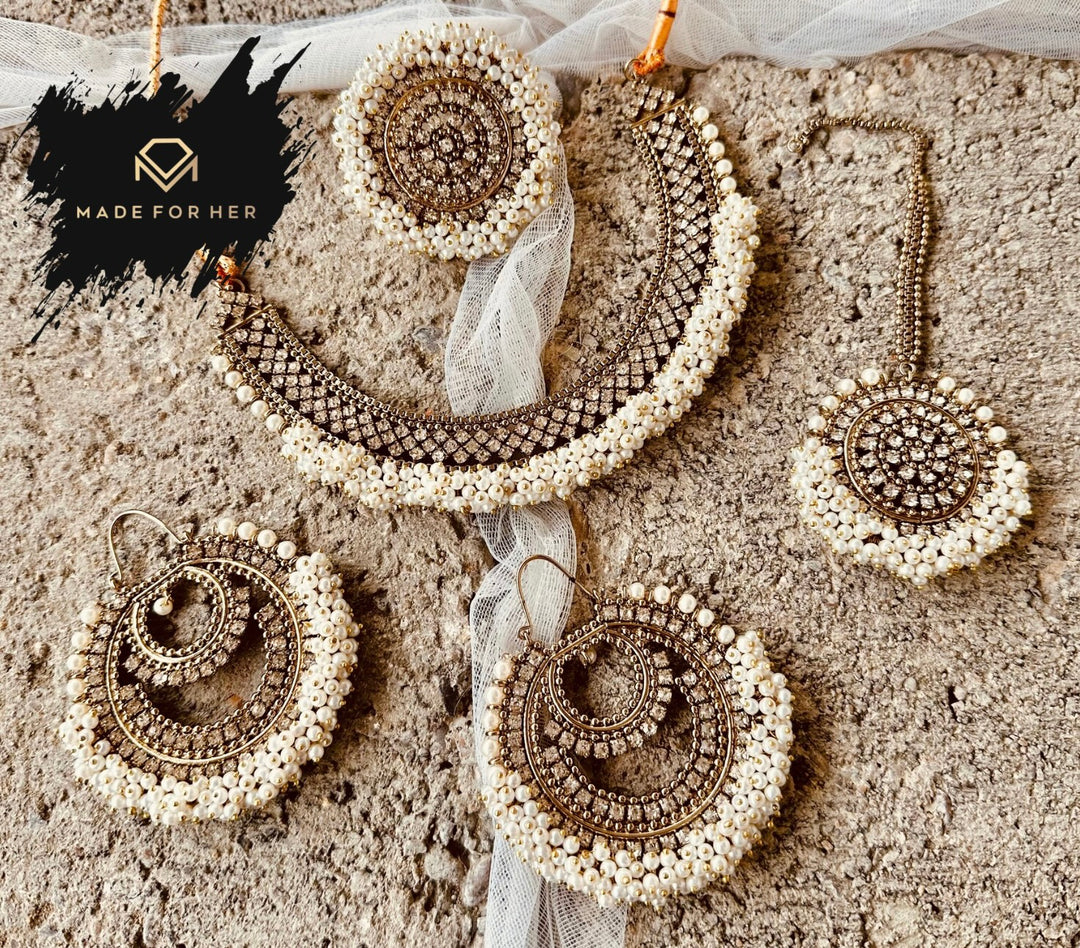Gajra Royale Set - WM1003