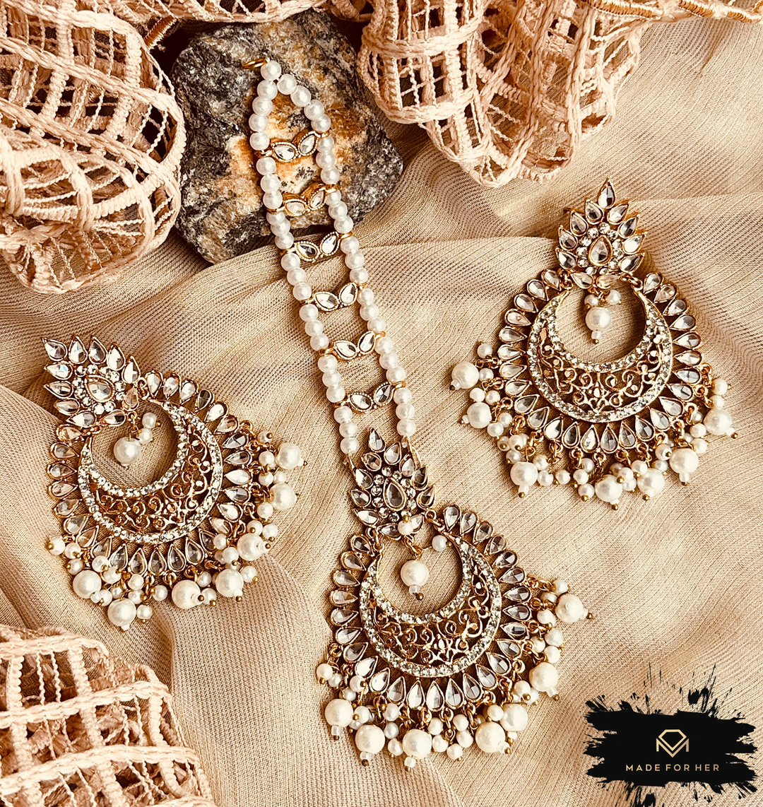 Elantra Earrings & Tikka - KMW1084