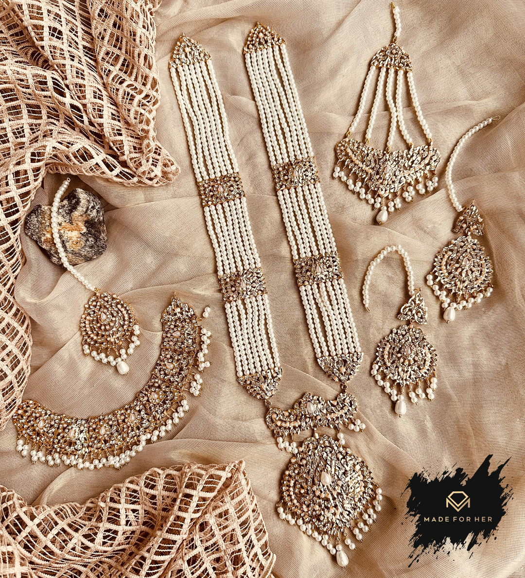 Bahaar-e-Hyderabad Bridal Set - RH1010