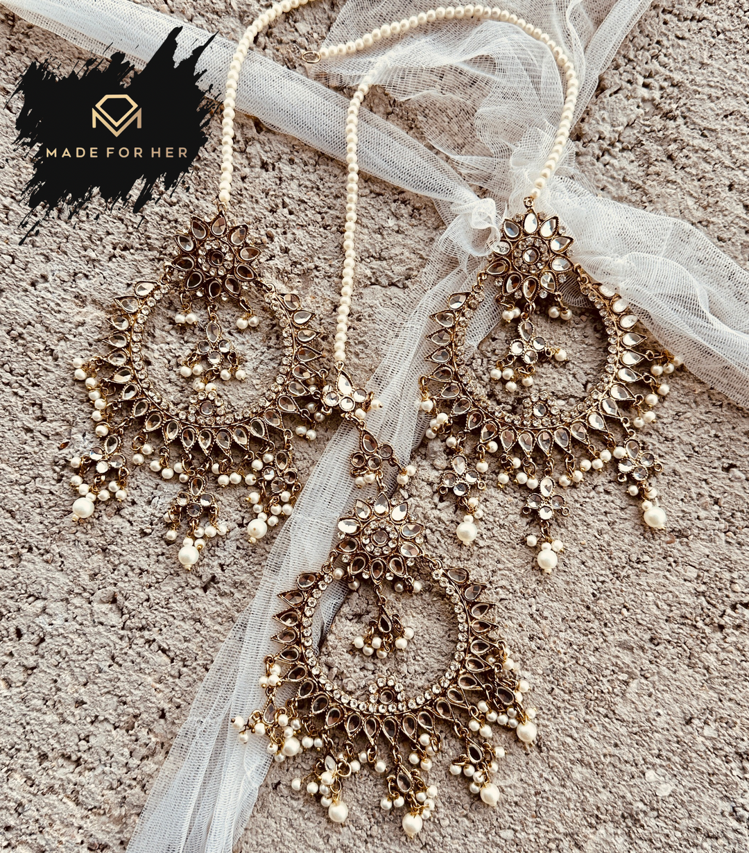 Mahira – Jumbo Earrings & Tikka Set - KMW1003