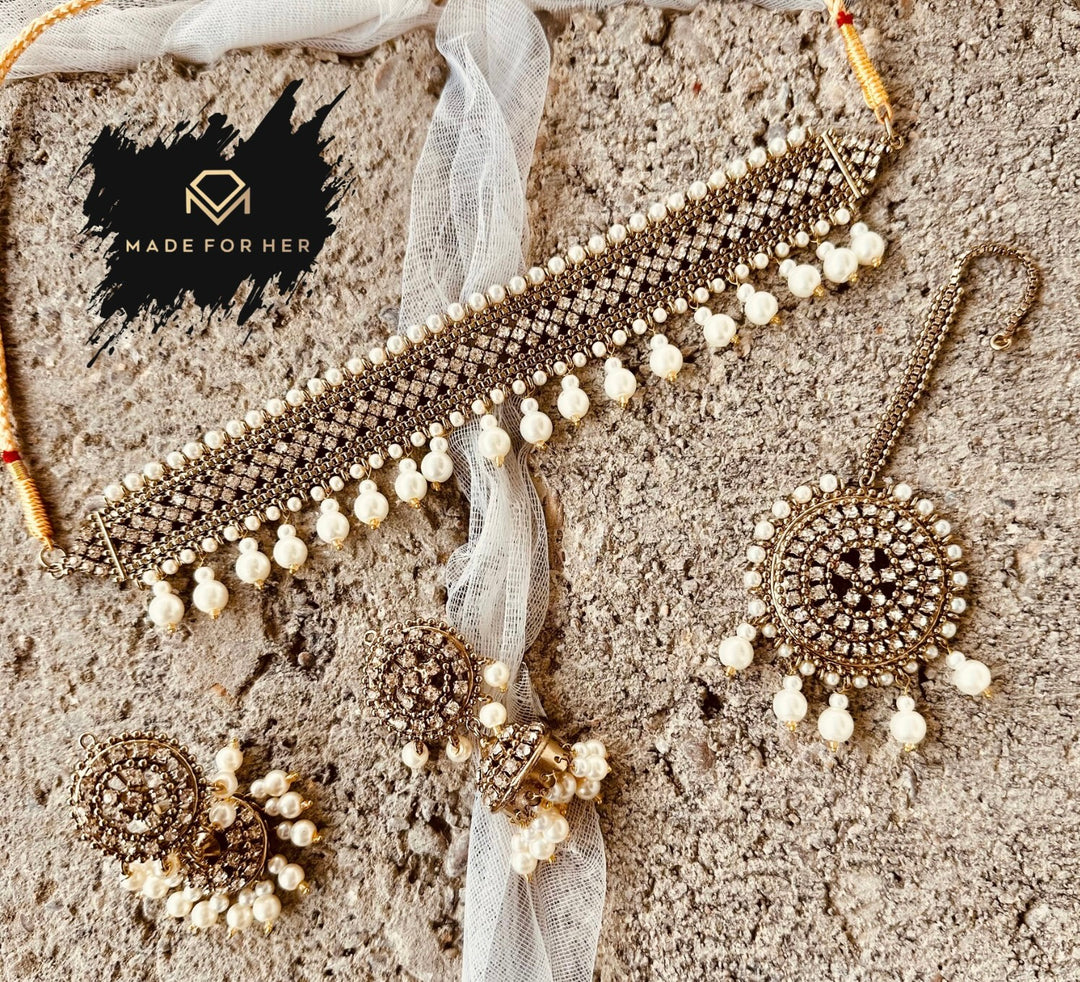 Manjoos Nawabi Choker Set - KD1002