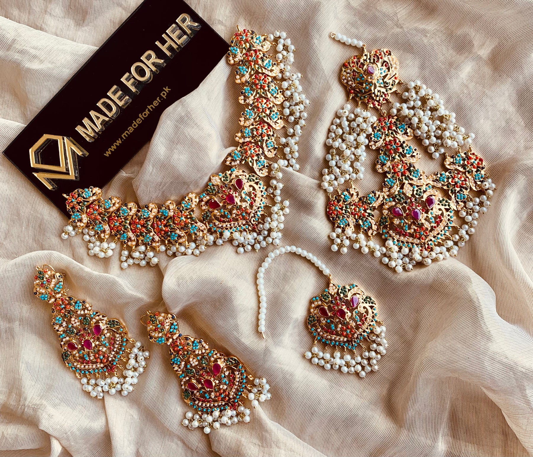 Online artificial jewellery shopping discount