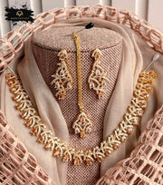 Majestic Zircon Necklace Set - KIA1224