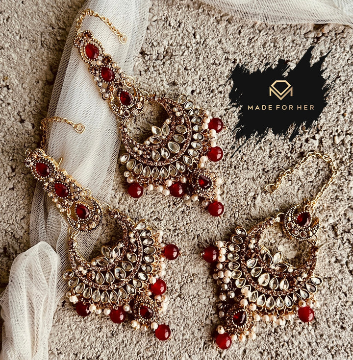 Aura Earrings & Tikka Set - KWA1004