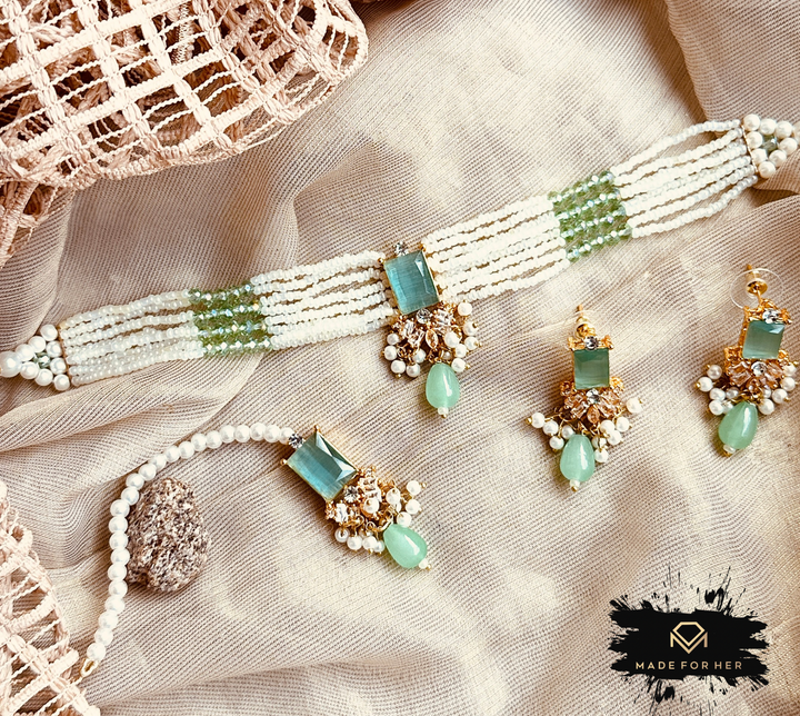 Parisa Crystal Choker Set - KSH1073