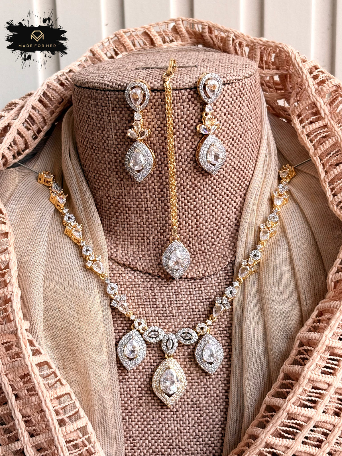 Rosévia Zircon Necklace Set - KFS1054