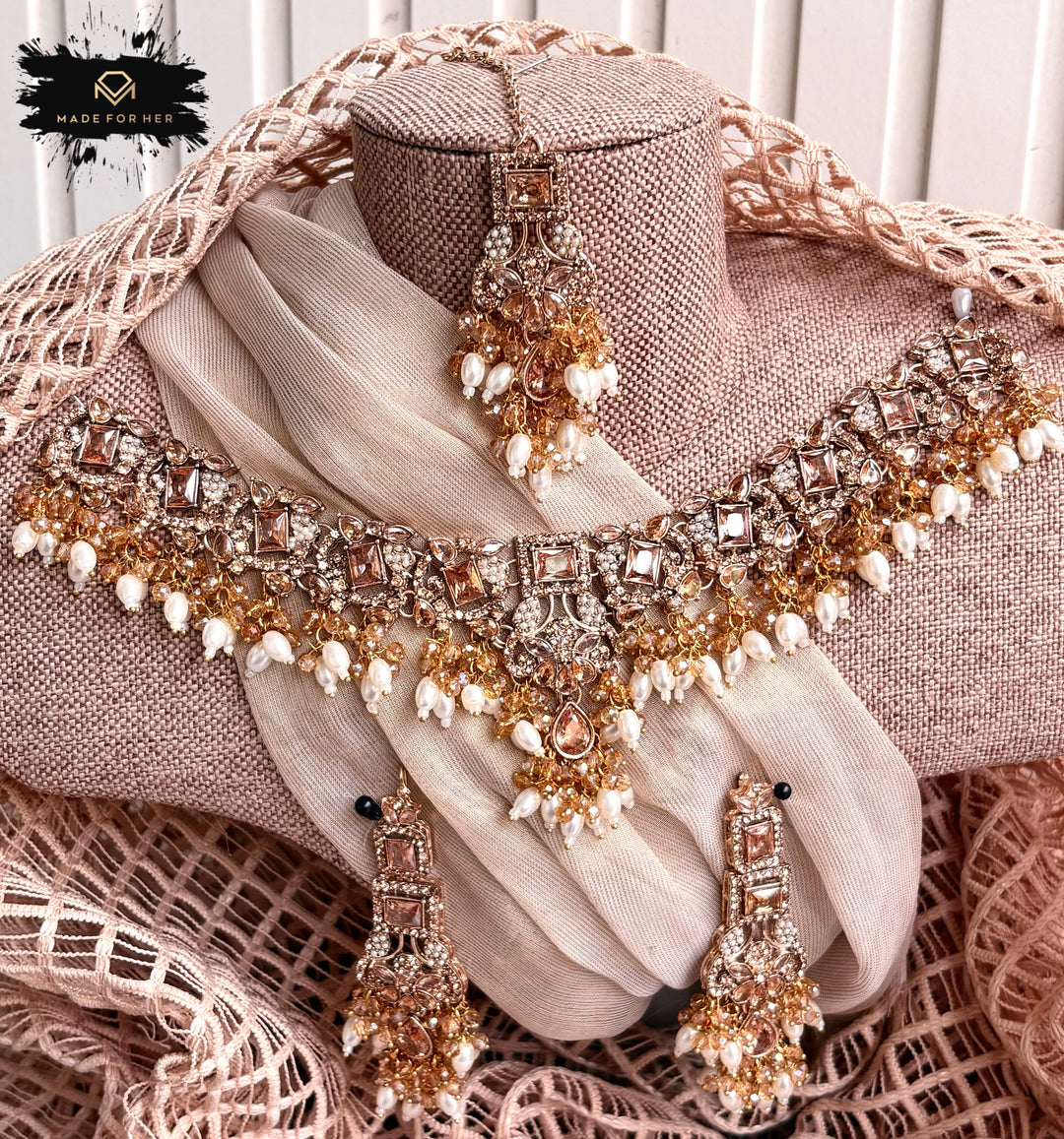Elanique Necklace Set - KAHD1100