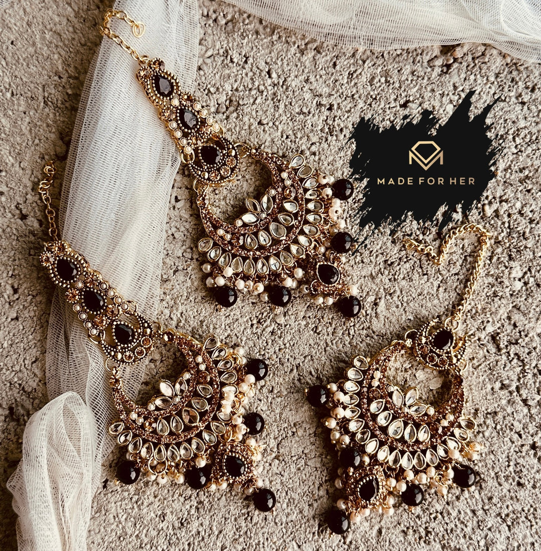 Aura Earrings & Tikka Set - KWA1004
