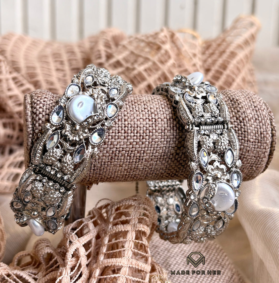Naqsh Openable Bangles - LNS1214