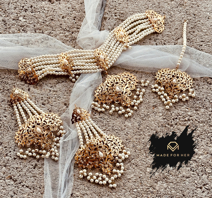 Paigham-e-Nazakat Choker - WM1025
