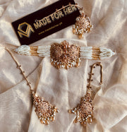 Luxurious Choker - KQK065