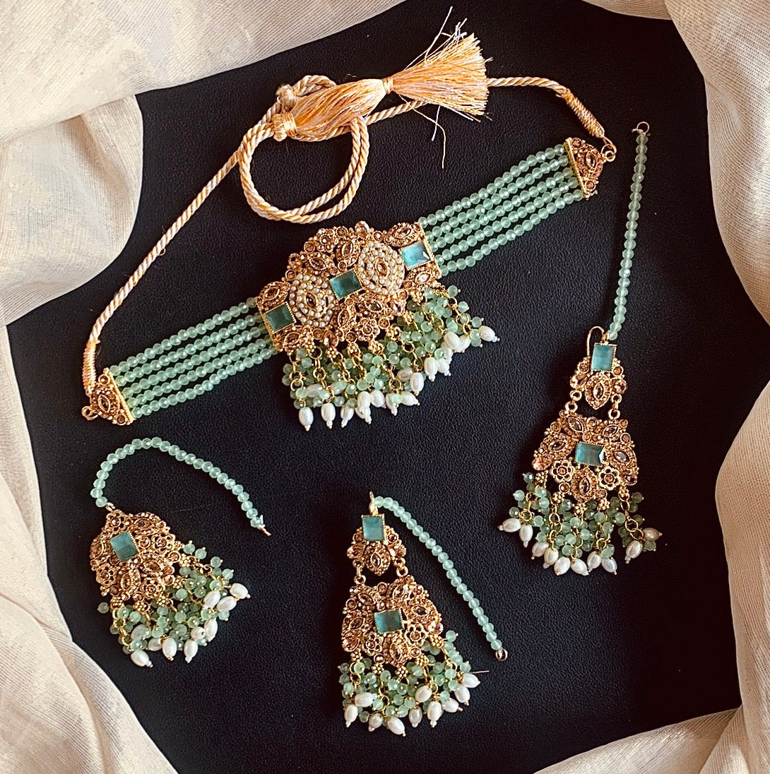 Delicate Choker Set - KAHD246