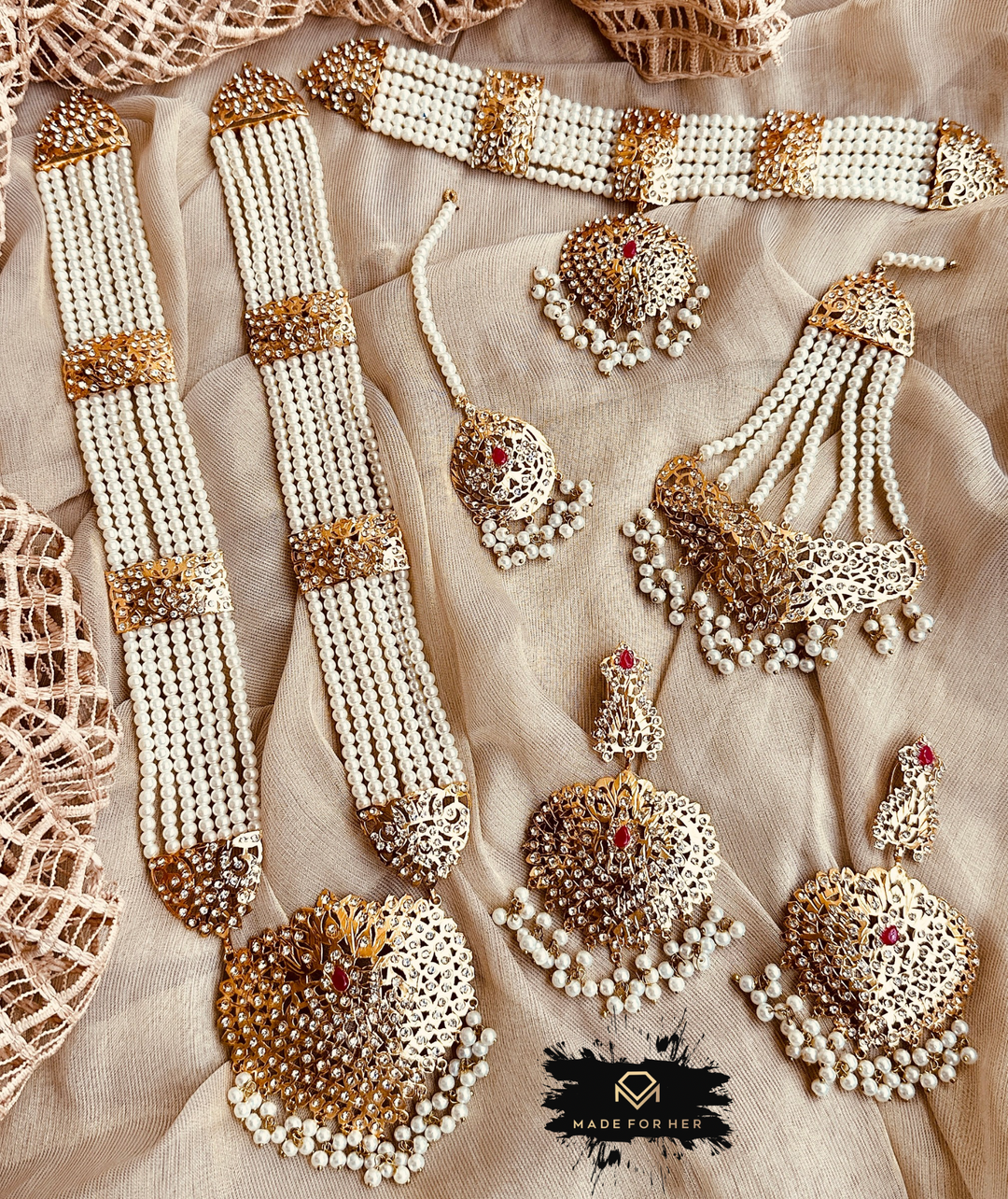 Adaab-e-Hyderabadi Bridal Set - WM1140