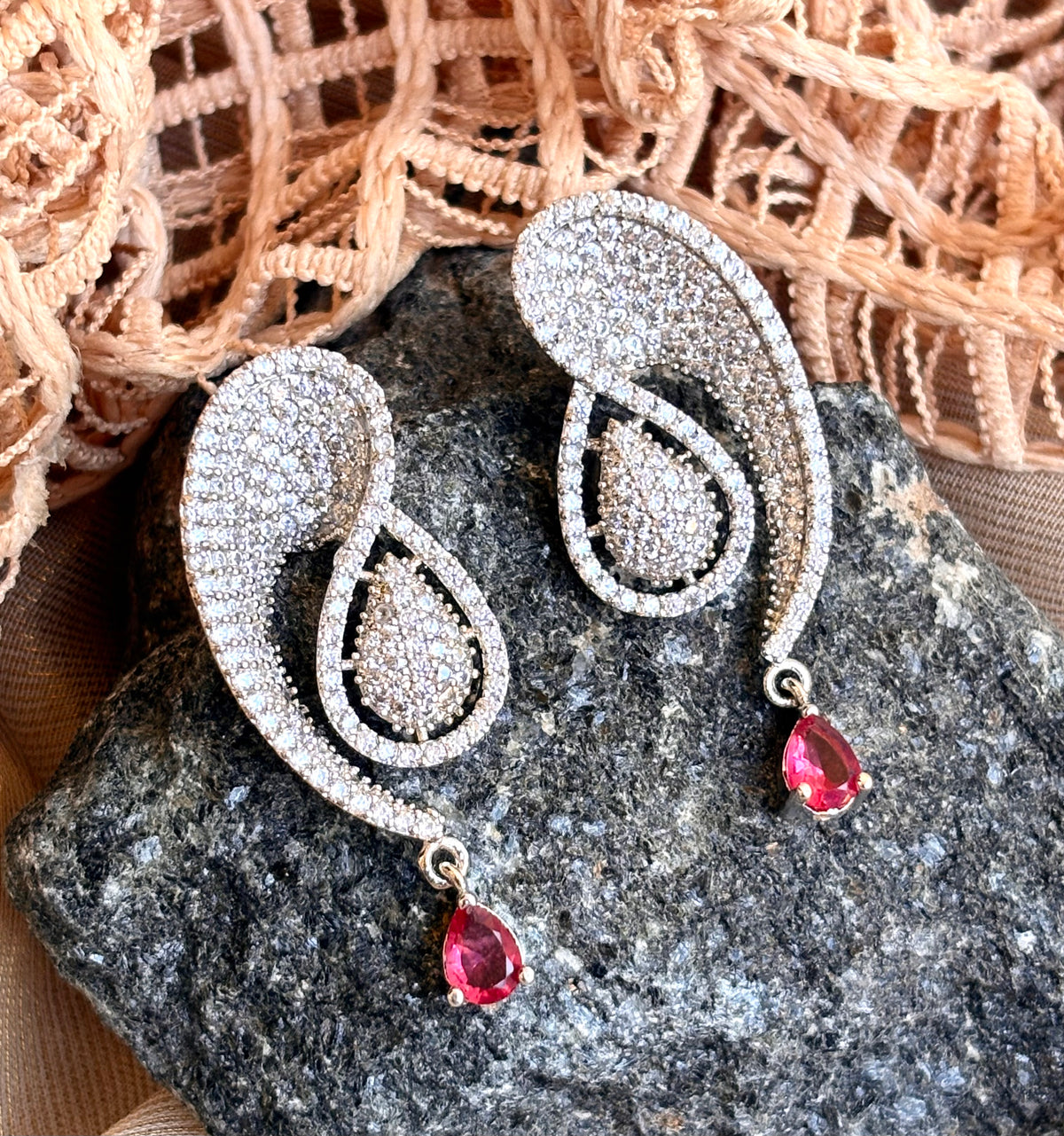 Subtle Shine Zircon Earrings - Ruby - LNJ1011