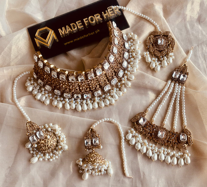 Elegant Bridal Collar Set - WM180