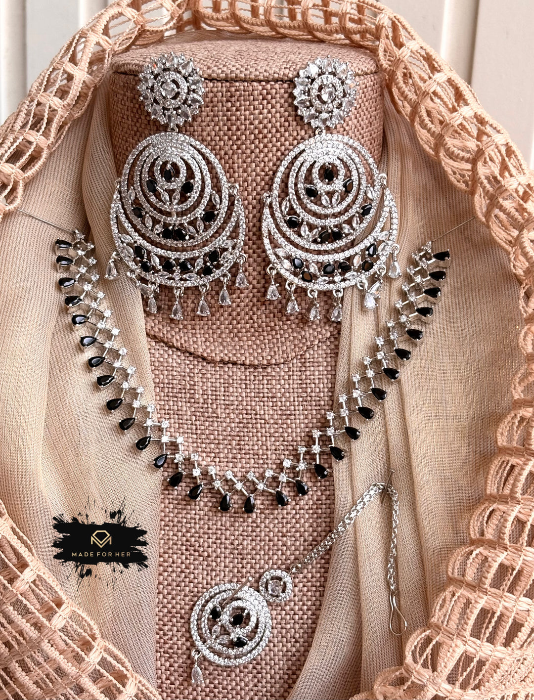 Seraphina Zircon Set - LNJ1020