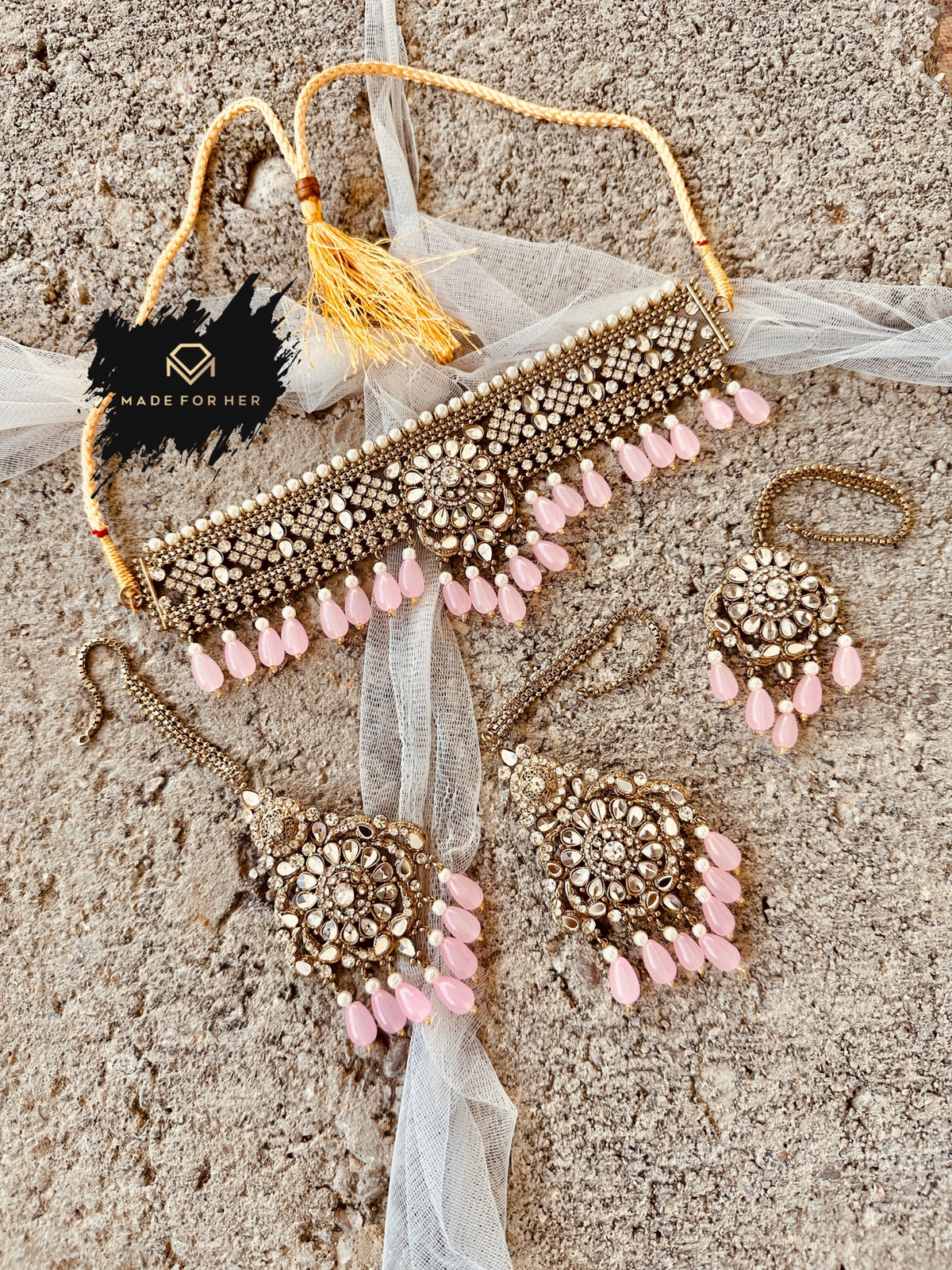 Afsana-e-Sheeshah Choker - KD1001