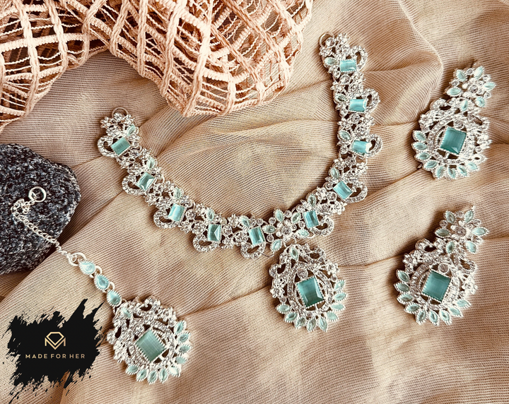 Livia – Radiant Necklace Set - KSDQ1002