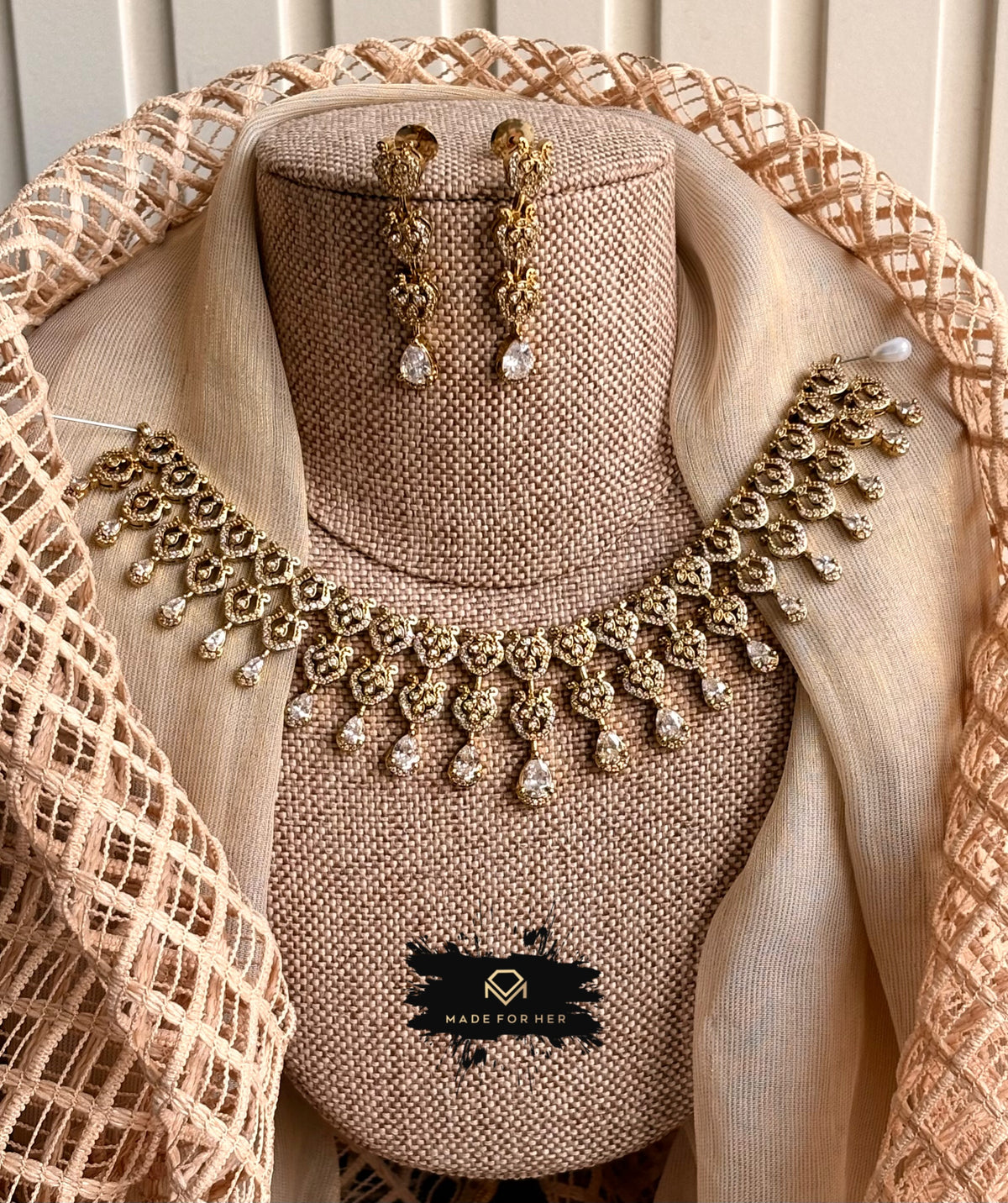 Aclat AD Zircon Necklace Set - KFS1018