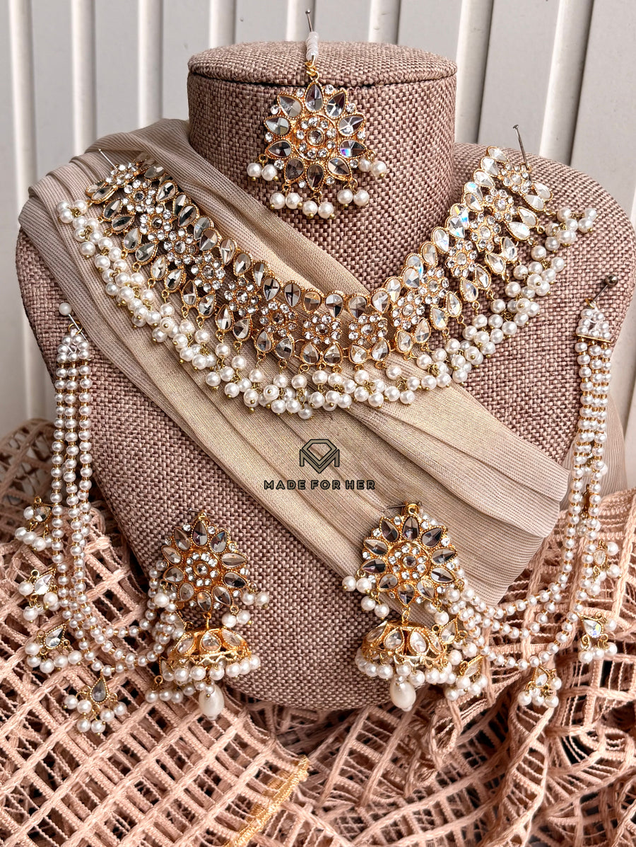Elaré Kundan Choker Set - WM1191