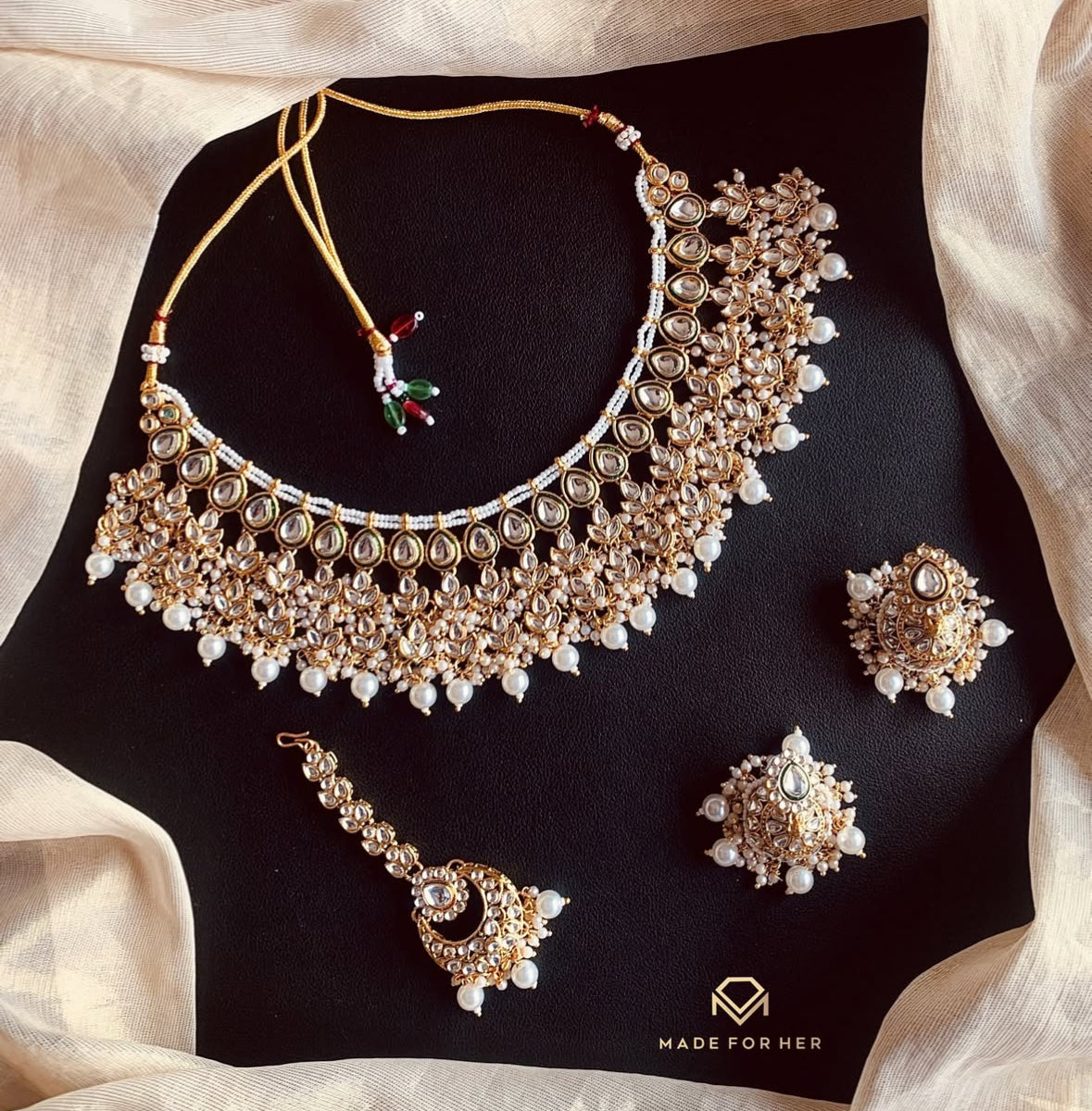 Kundun Necklace Set - KAHD248