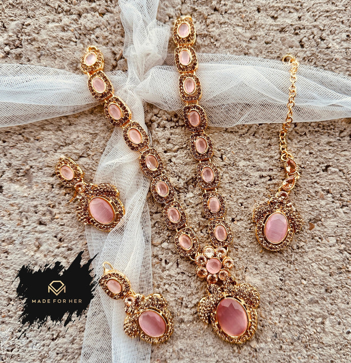 Urban Glow Necklace Set - KAHD1015