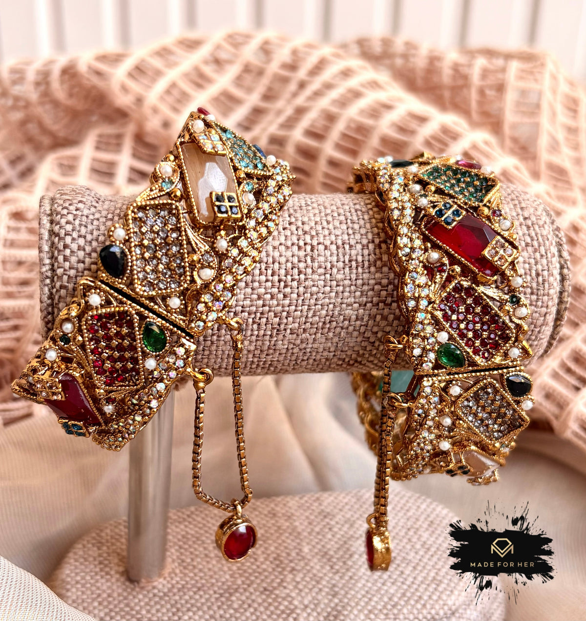 Dazzling Openable Bangles - KSH1120