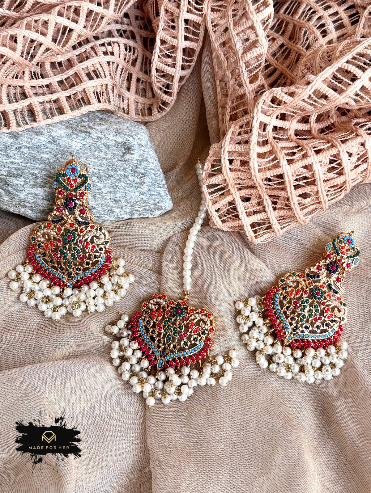 Riva Nauratan Earrings & Tikka Set - KAHD1090
