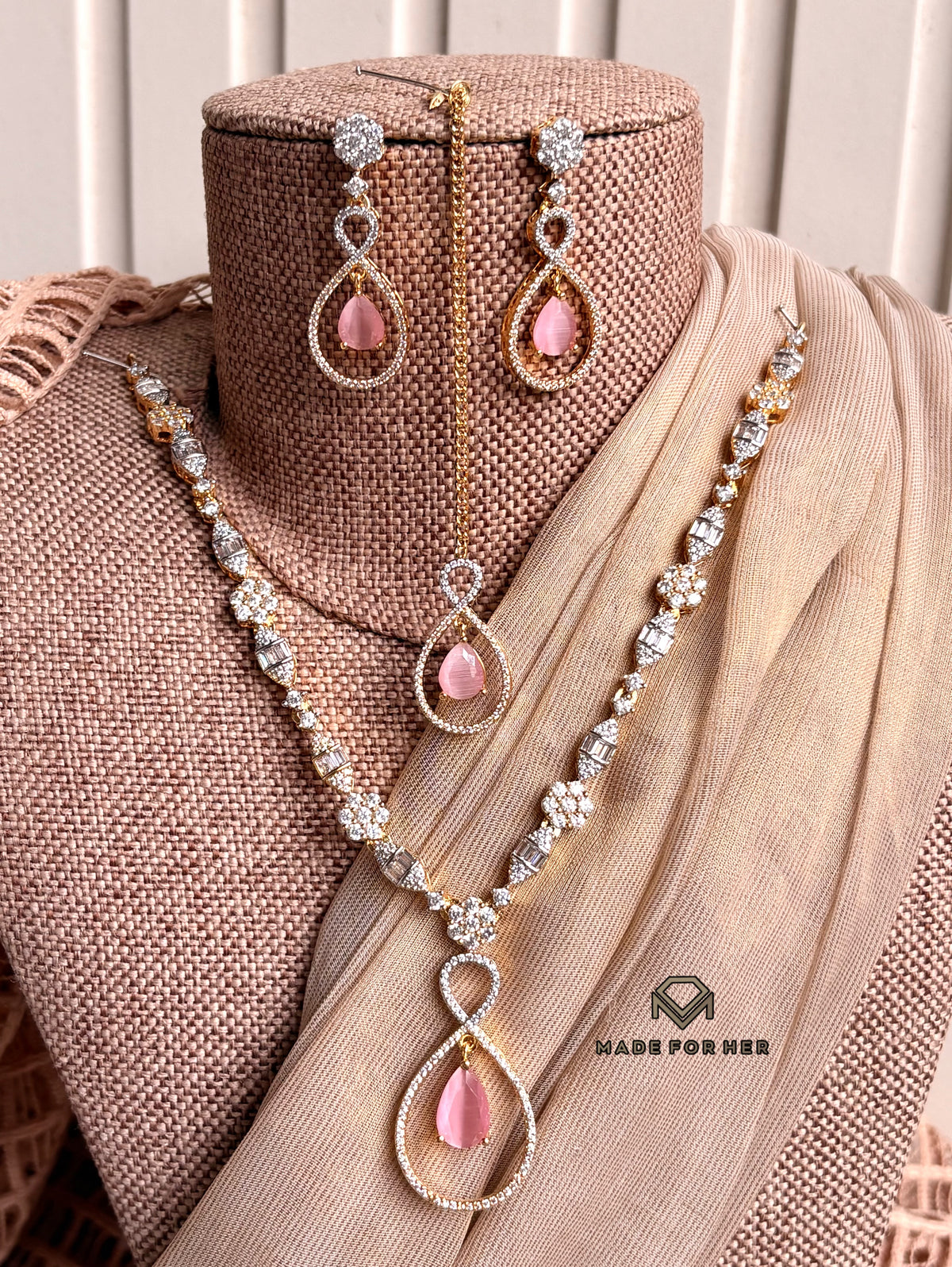 Élan Zircon Necklace Set - KFS1124