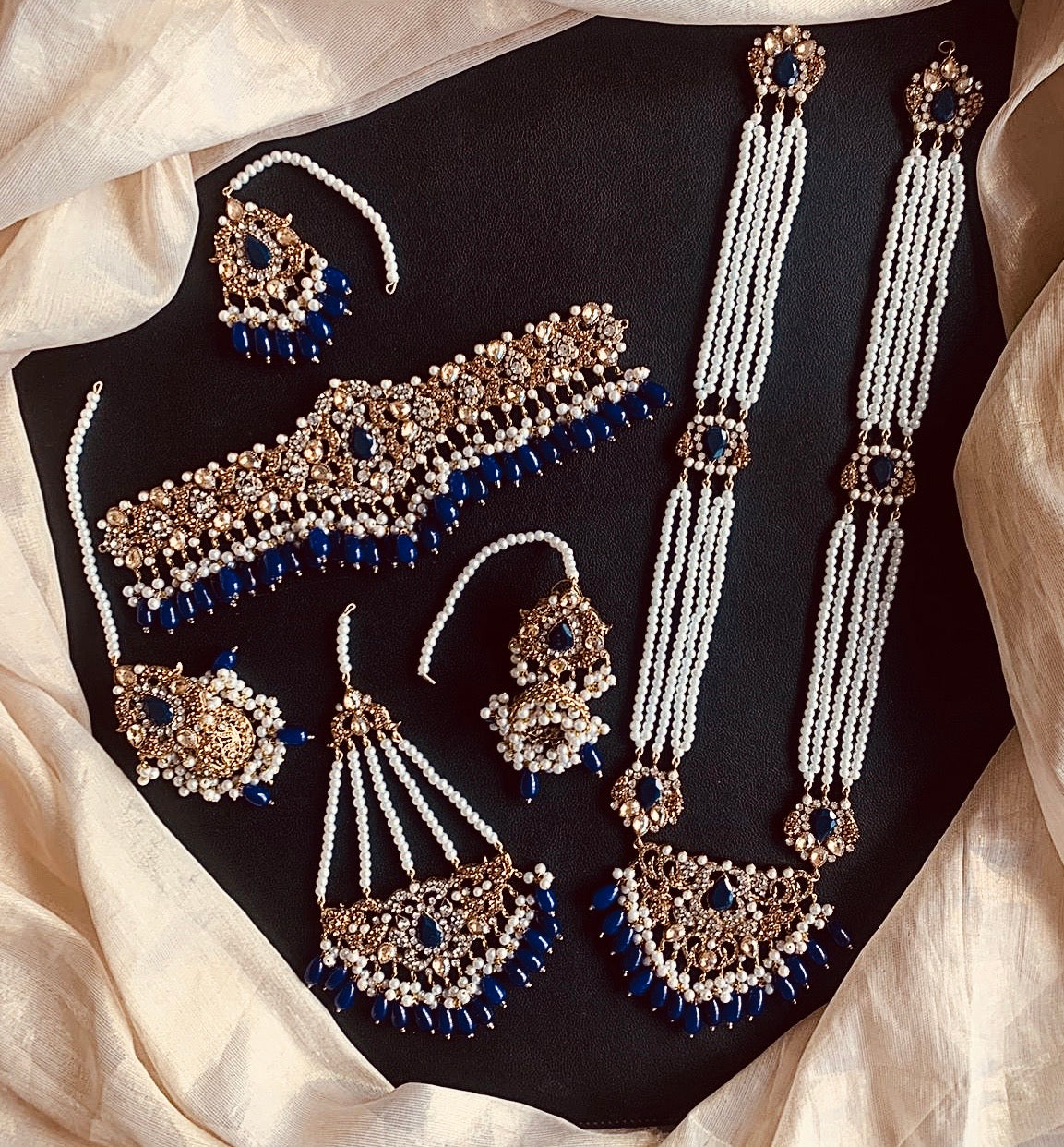 Antique Bridal Set - LA008