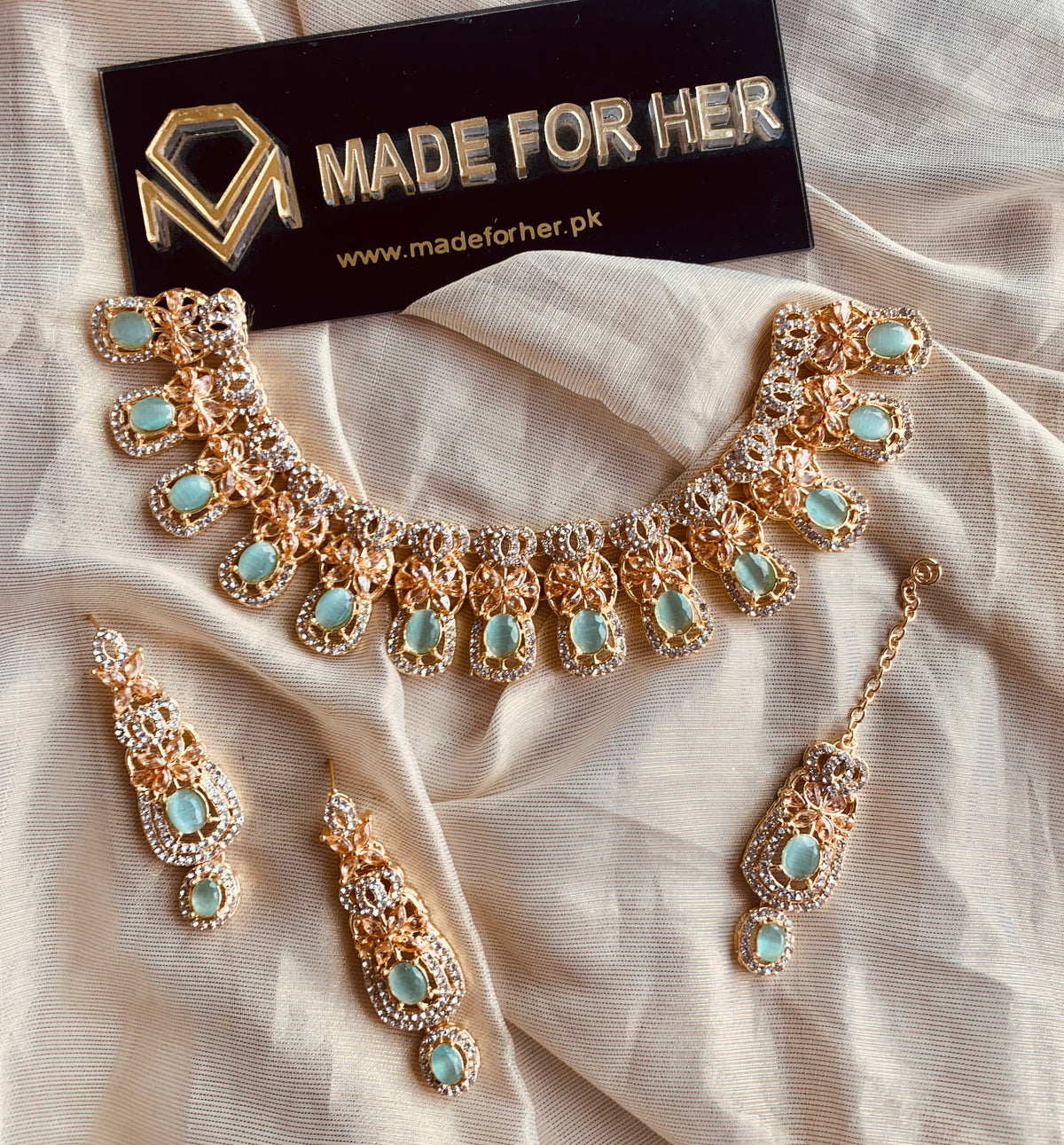 Beautiful Necklace - KQK051