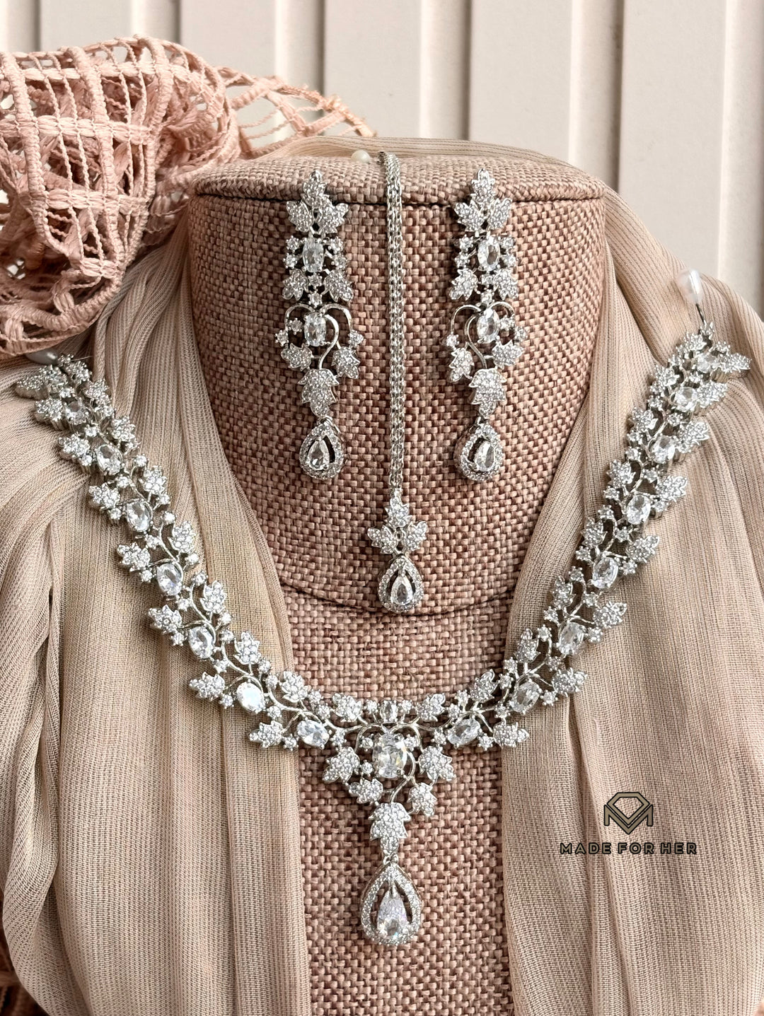 Zarevia Zircon Necklace Set - KFS1141