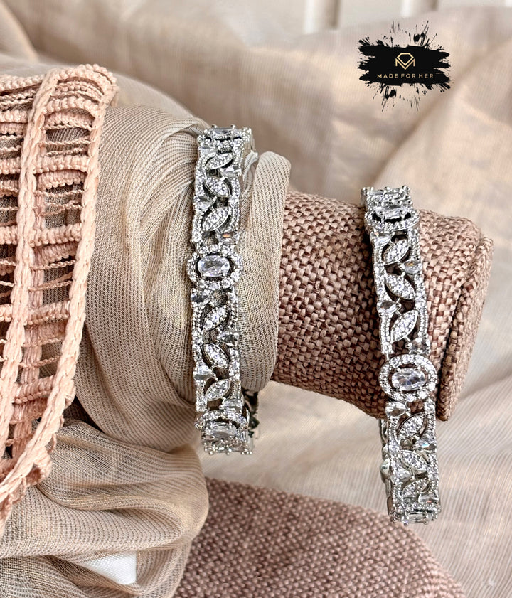 Moonbeam Sparkle Zircon Bangle - Size 2.6 - KKB1016