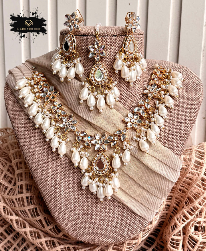 Elyana | Kundan Style Necklace Set - WM1189