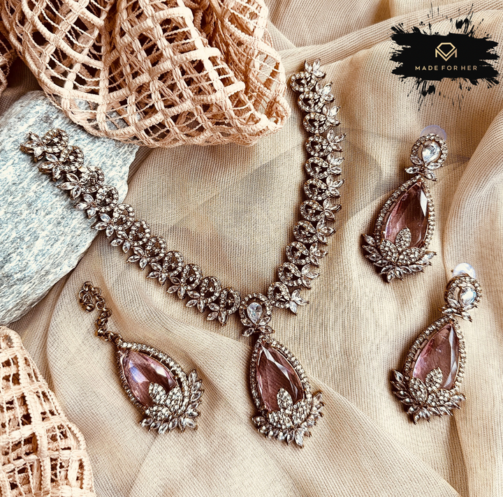 Luna Luxe Necklace Set - RJK1010