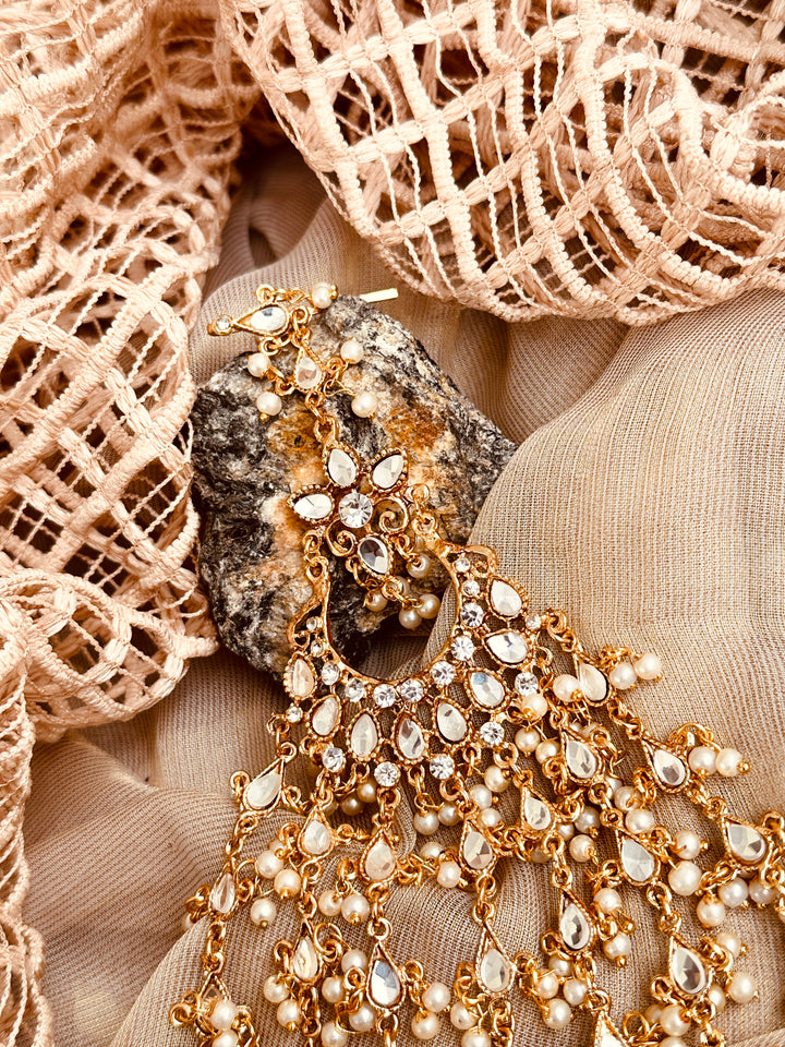 Golden Grandeur Jumbo Jhumer - KMW071