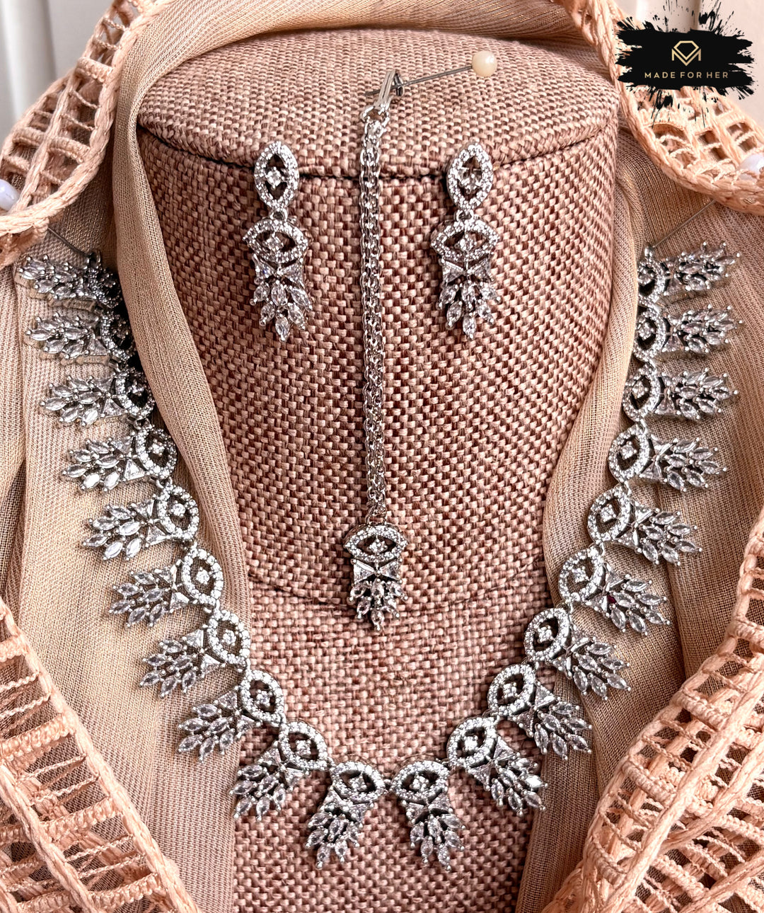 Radiant AD Zircon Necklace Set - KIA1231