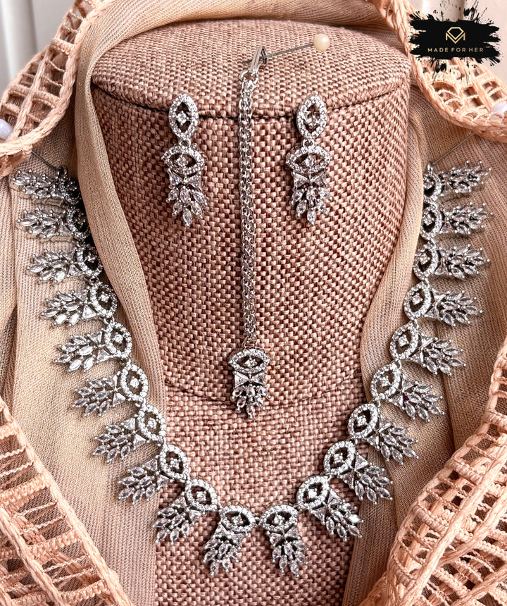 Radiant AD Zircon Necklace Set - KIA1231