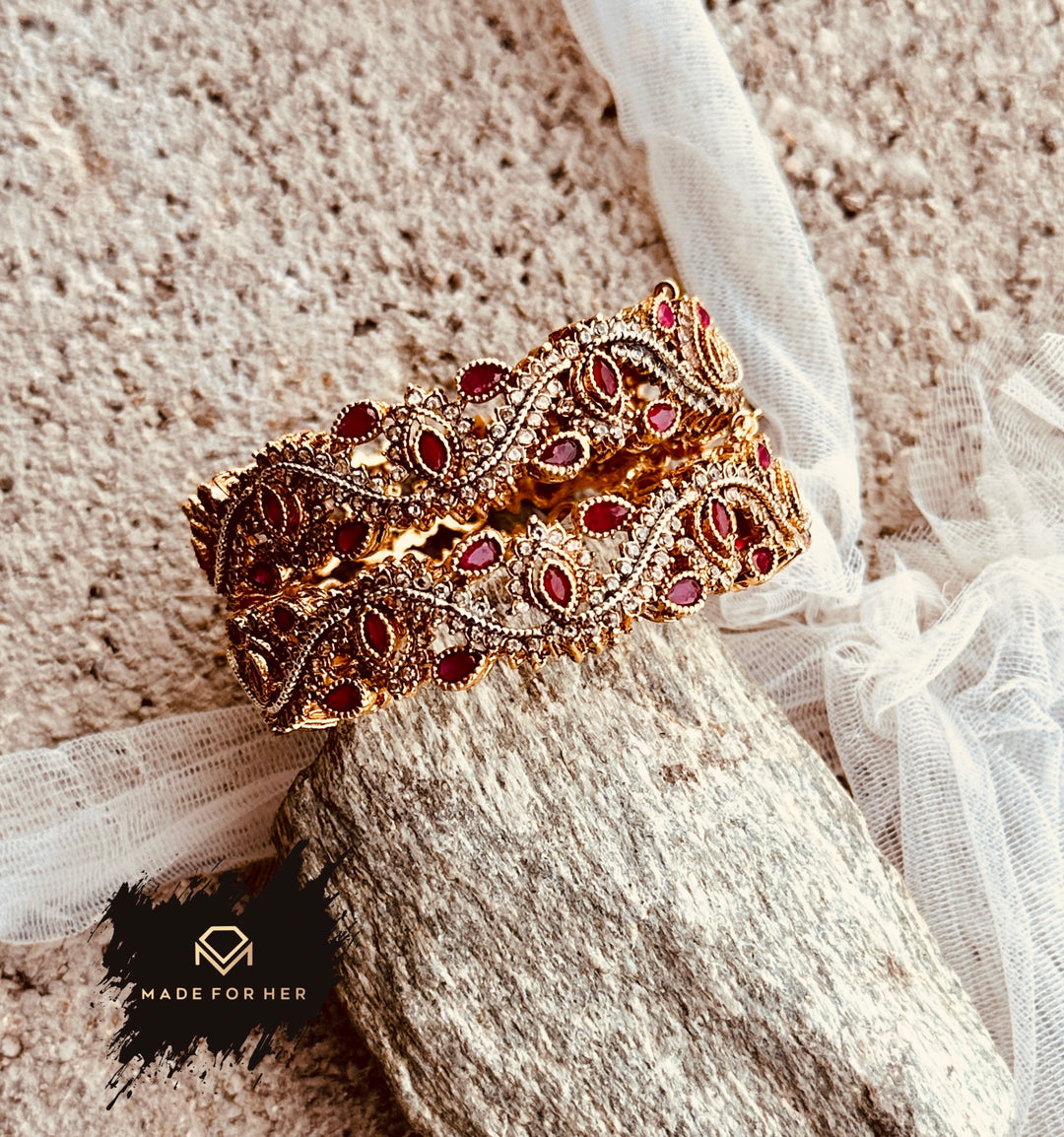 Timeless Luxe Bangles - RAYN1003