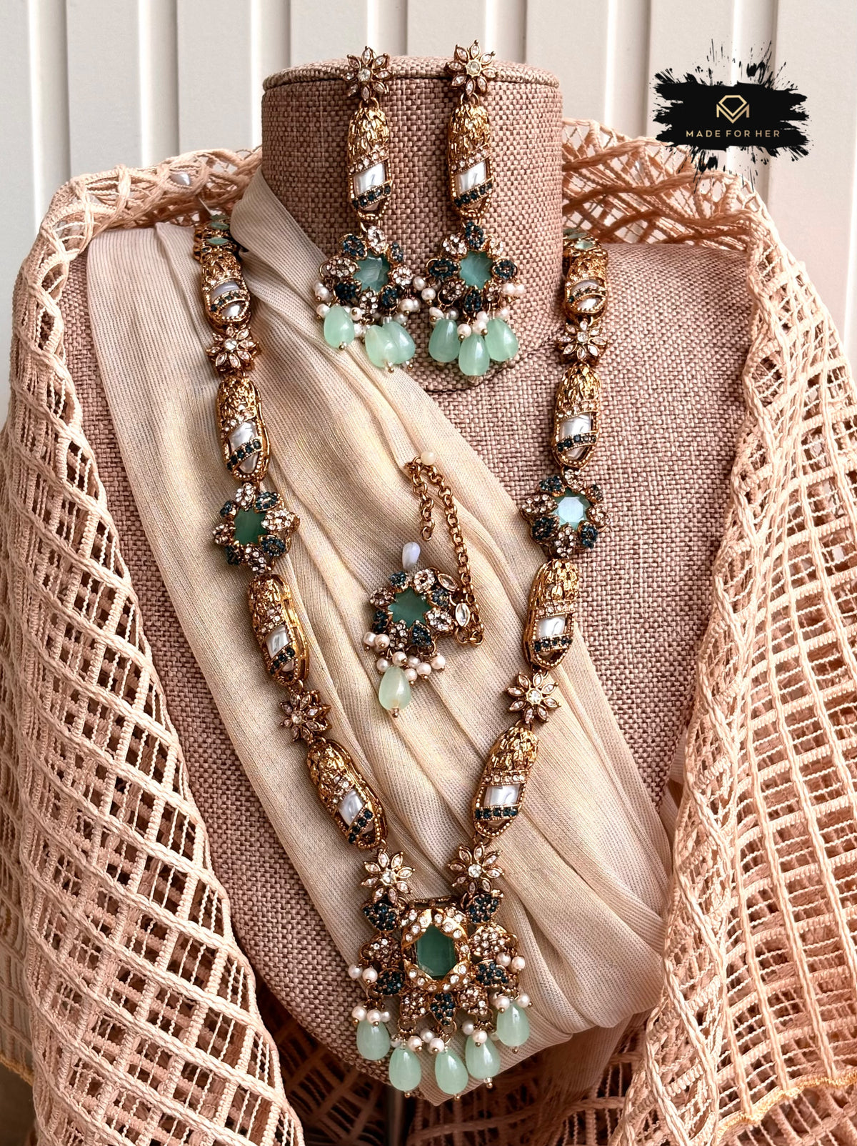 Elegant Turkish Malaa Set - KSH1128