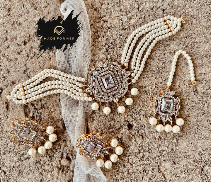 Hoor Choker Set - RAYN1010