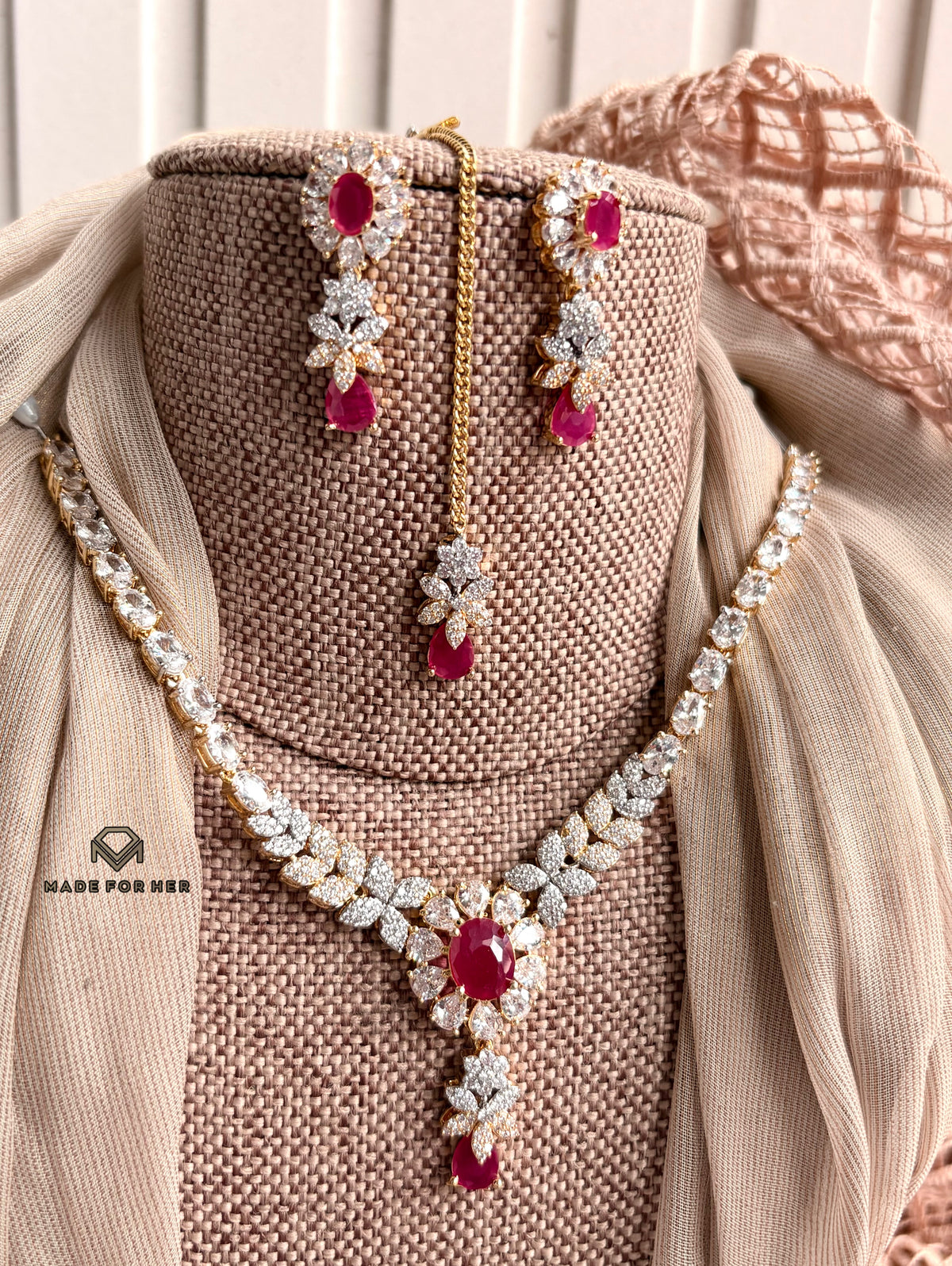 Aveline Zircon Necklace Set - KFS1145