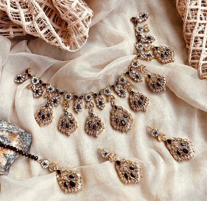 Elara Necklace Set - KSH1071