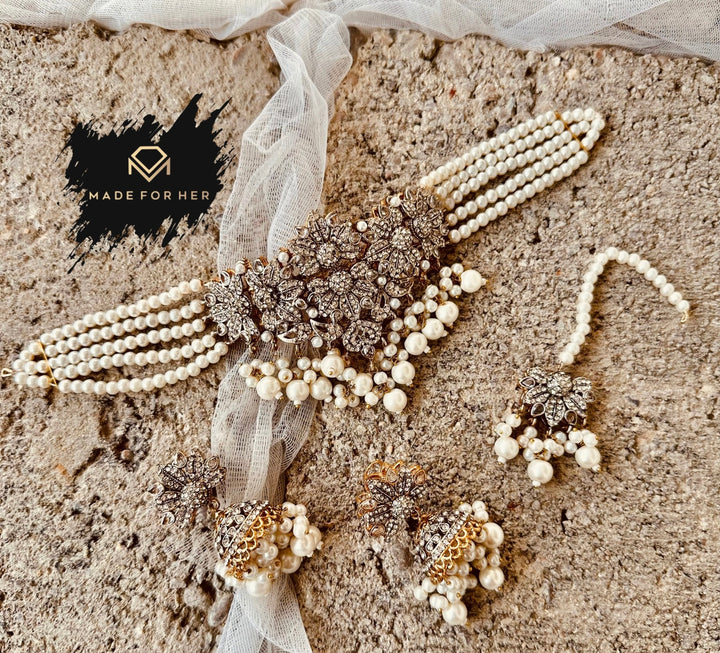 Vintage Aura Choker - RAYN1005