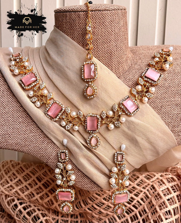 Celeste Shine Necklace Set - KSH1100