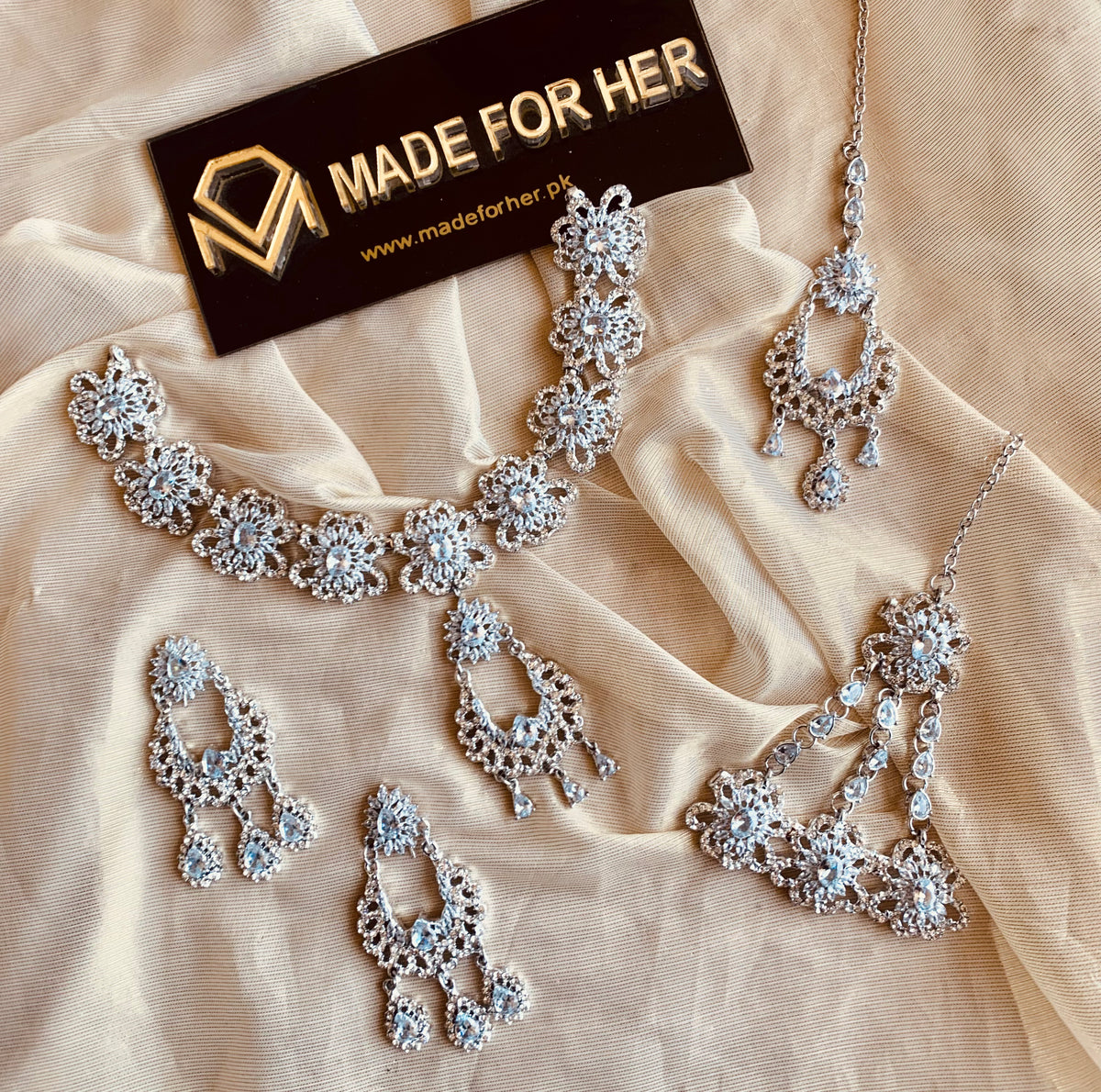 Elegant Bridal Necklace - WM167