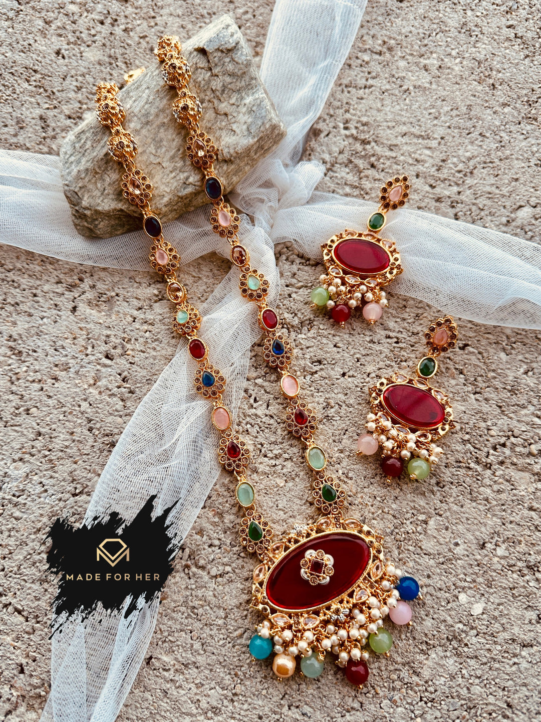 Nefertiti Grace Malaa - KSH1005