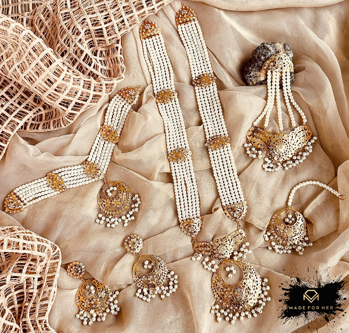 Gulzar-e-Nizam Bridal Set - WM1061