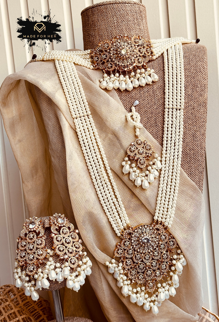 Hoor Mahal Bridal Ensemble - KAHD1052